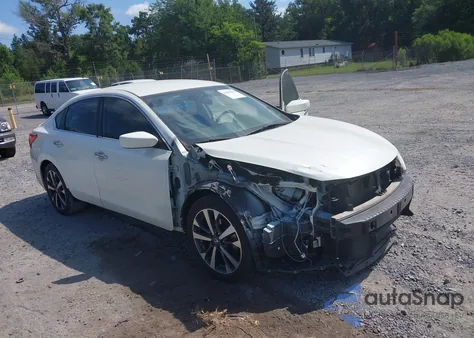 2016 Nissan Altima 2.5 Sr z USA, uszkodzony, nr VIN 1N4AL3AP0GC142761